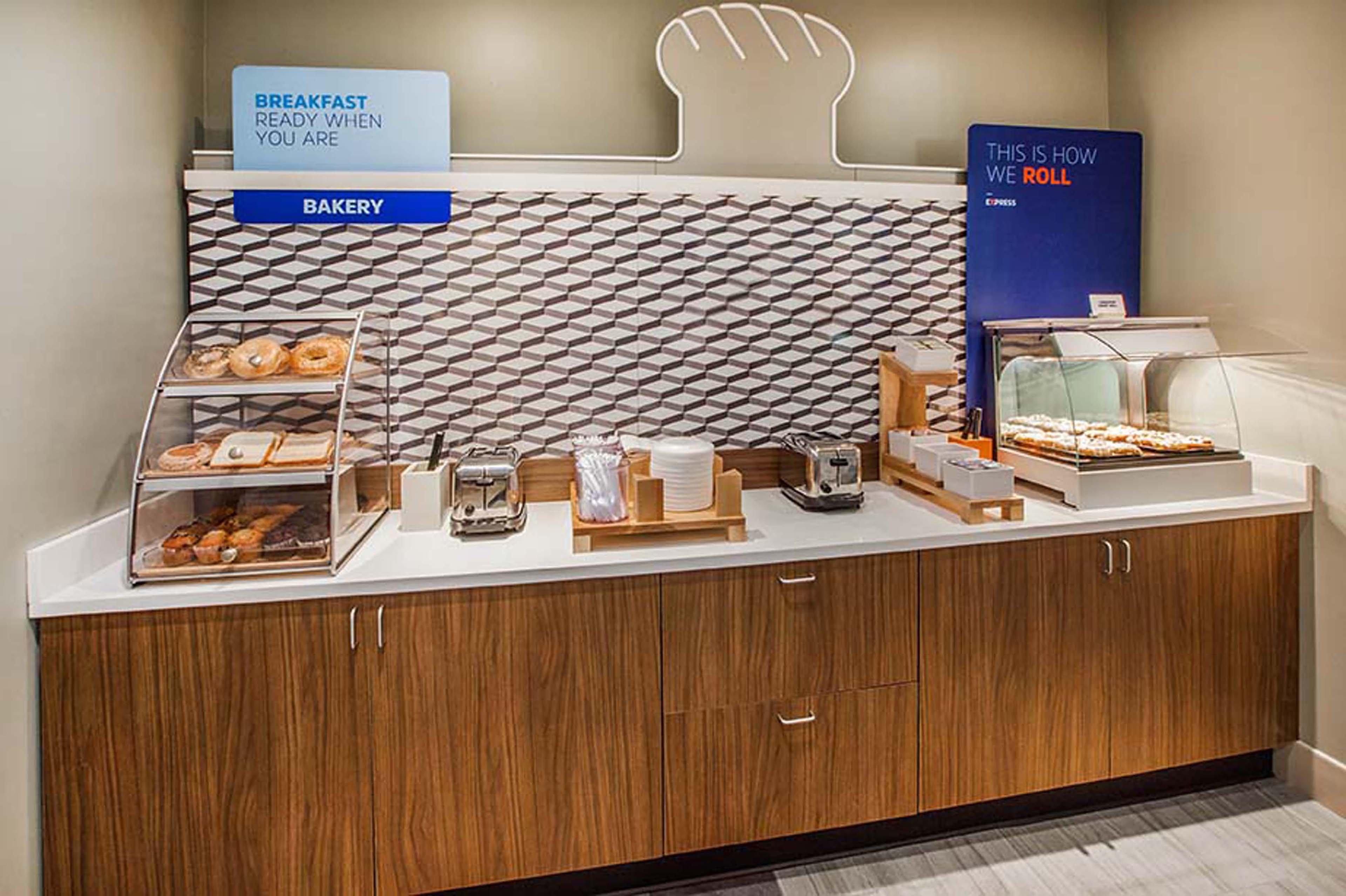 Holiday Inn Express Hotel & Suites New Iberia - Avery Island By Ihg Buitenkant foto